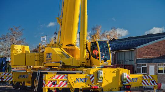 NMT Crane Hire adds another 300-tonne crane to its fleet with the Liebherr LTM 1300-6.2