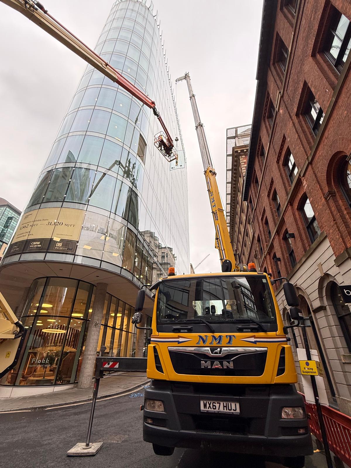 NMT Crane Hire delivers precision lift in Manchester City Centre